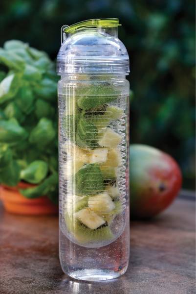 Бутылка для воды с контейнером для фруктов