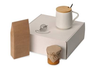 Подарочный набор с чаем, кружкой, мандариновым вареньем и ситечком "Tea Celebration"