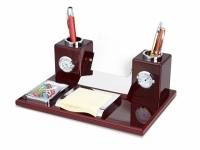 Настольный прибор «Петронас»: часы, термометр, подставки под ручки, визитки, скрепки, бумажный блок